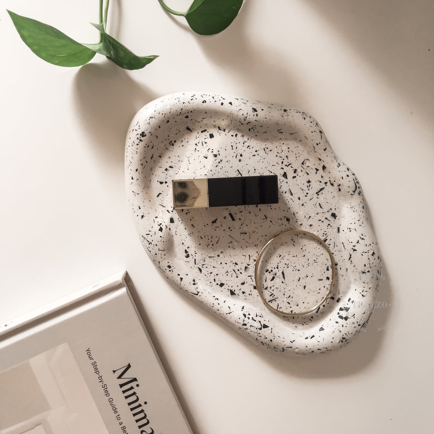 Terrazzo Wavy Cloud Styling Tray image 2