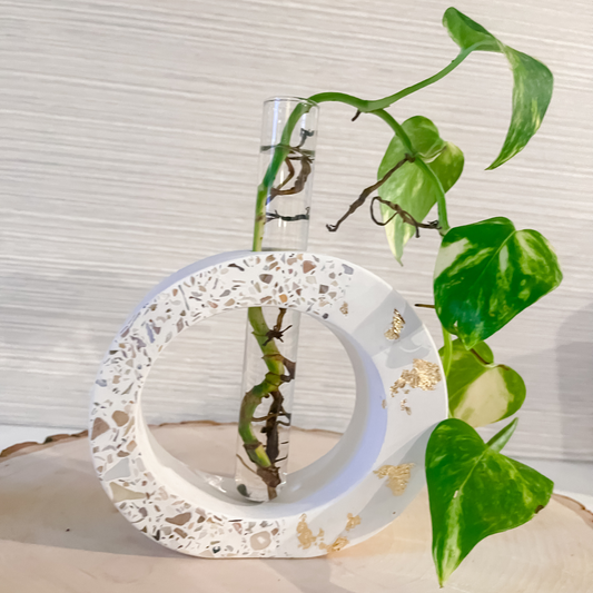 Hamptons Bud Vase image 0