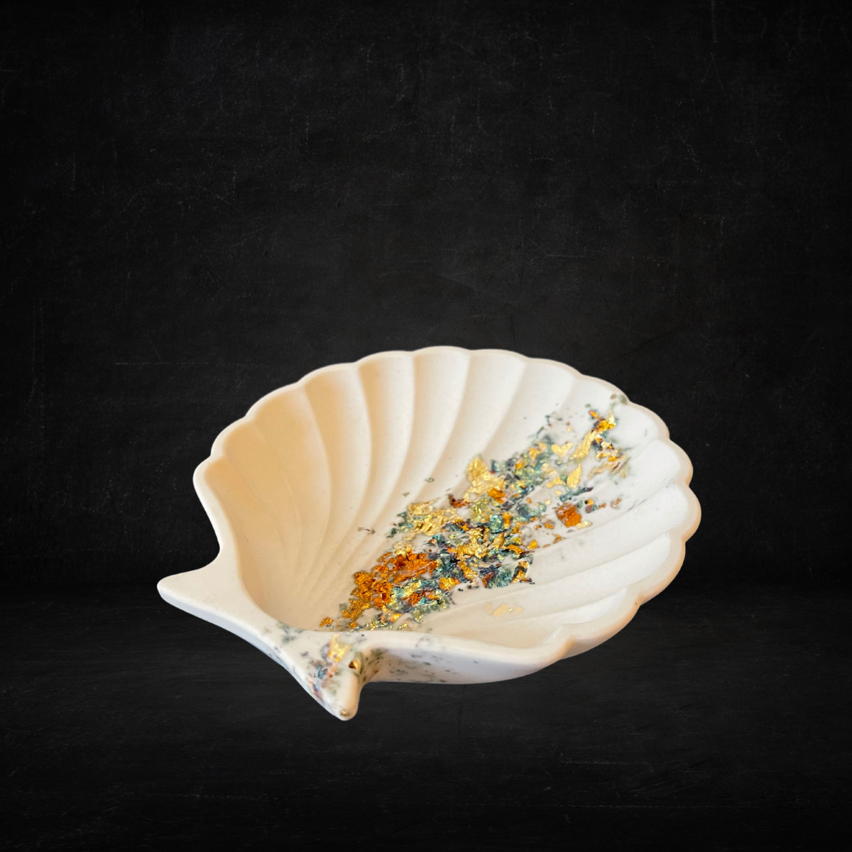 Multicolored Gold Leaf Seashell Trinket Dish image 4