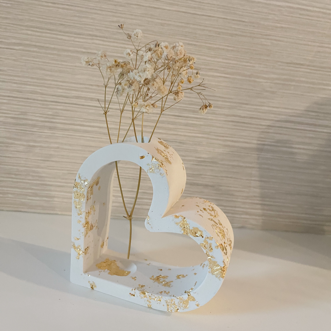 Gold Leaf Heart Shaped Bud Vase | Propagation Station image 1