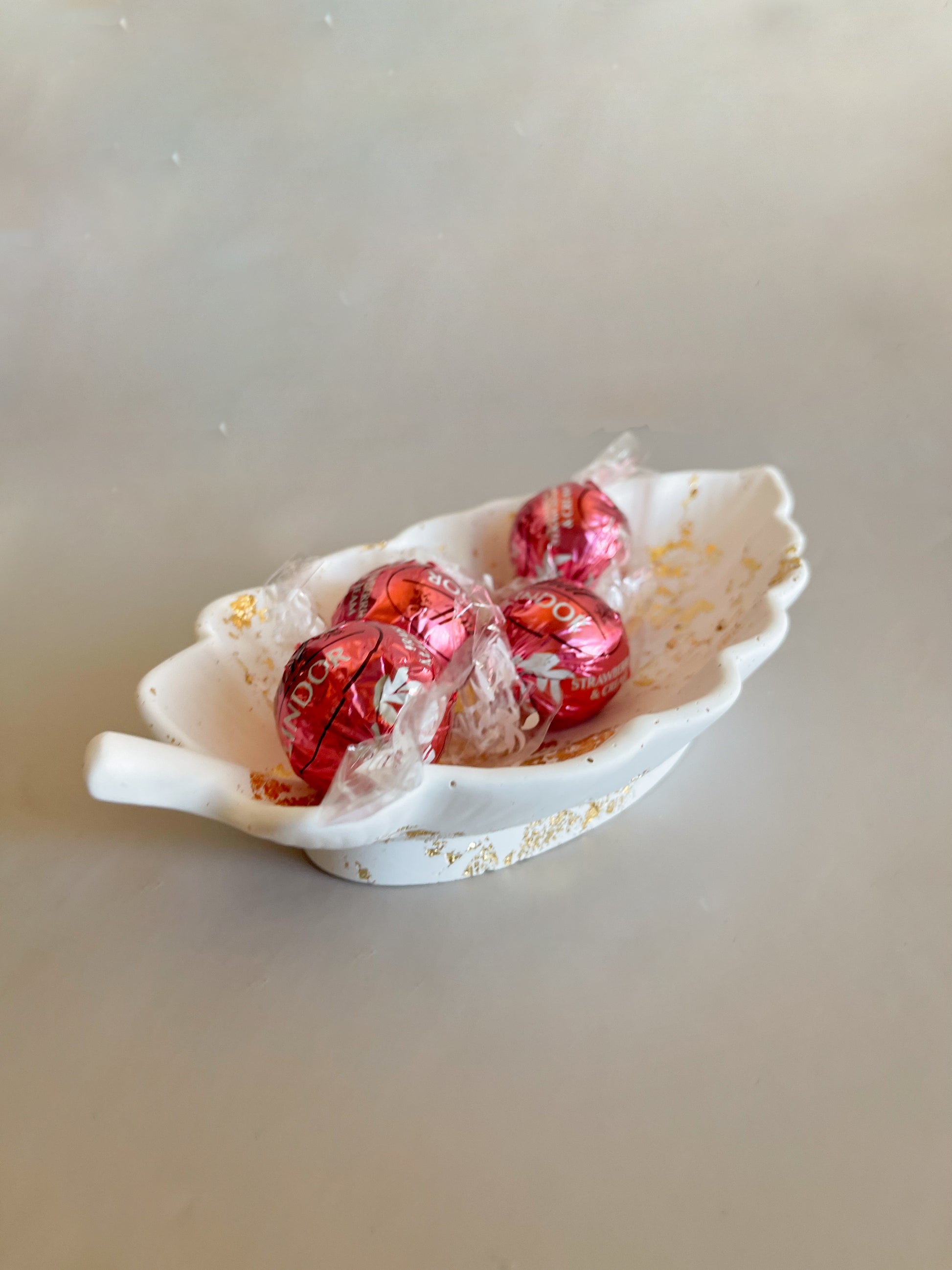 Small Leaf Bowl image 1