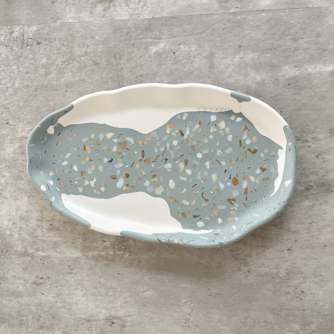 Mother of Pearl Ruffle Tray image 2