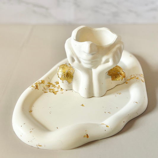 Oval Cloud Tray image 0