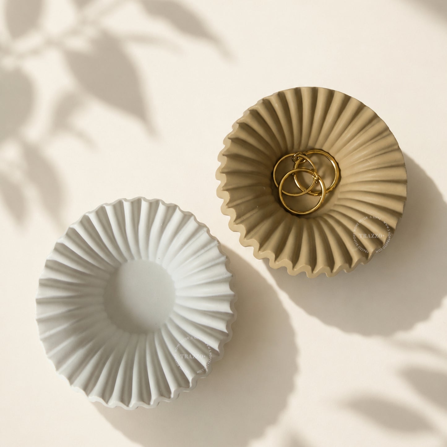 Fluted Ruffle Ring Holder Dish (Set 2)