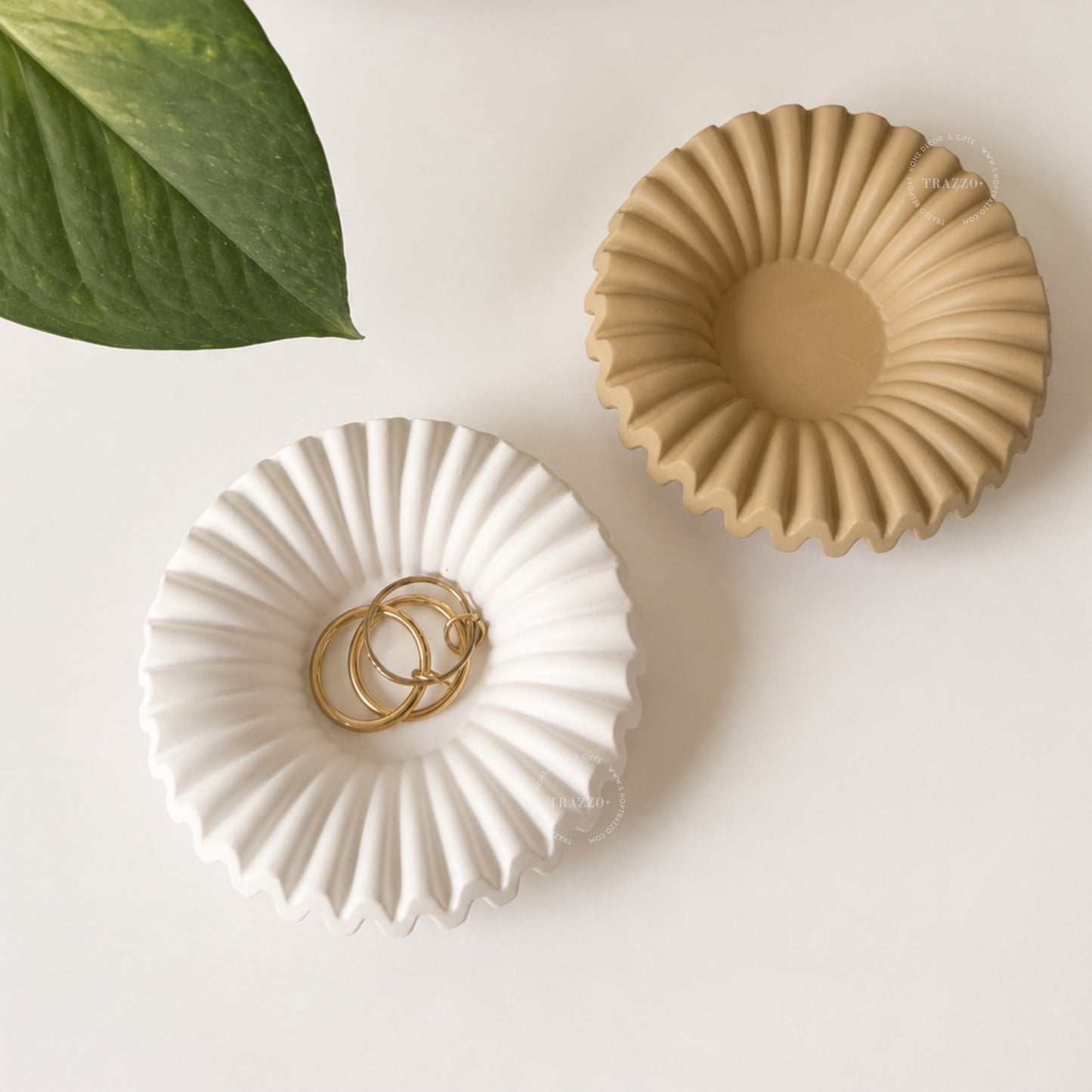 Fluted Ruffle Ring Holder Dish (Set 2)