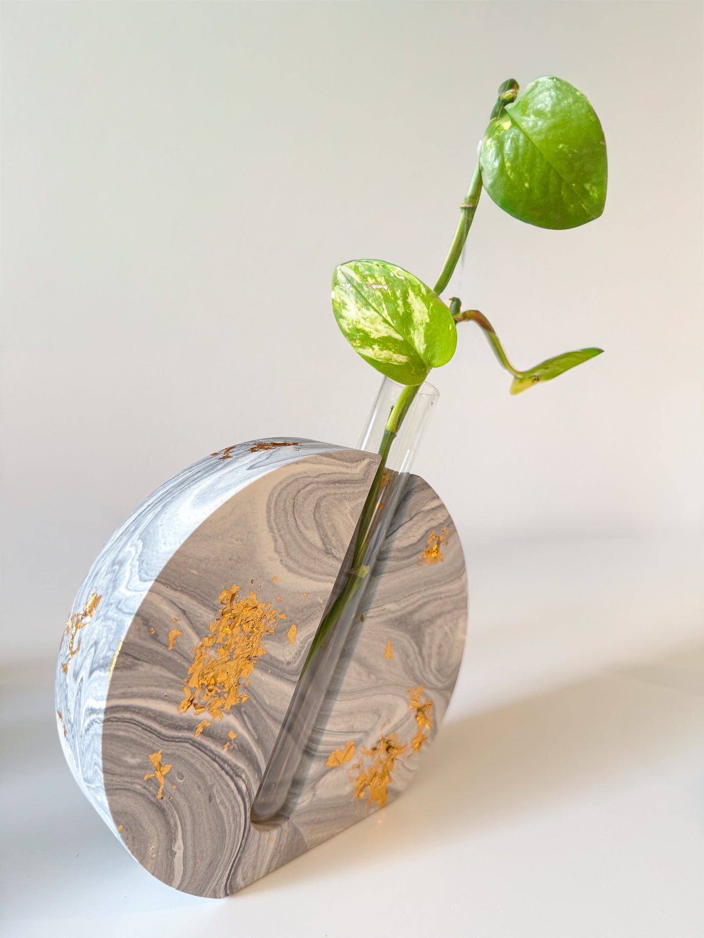 Marbled Gold Leaf Propagation Vase