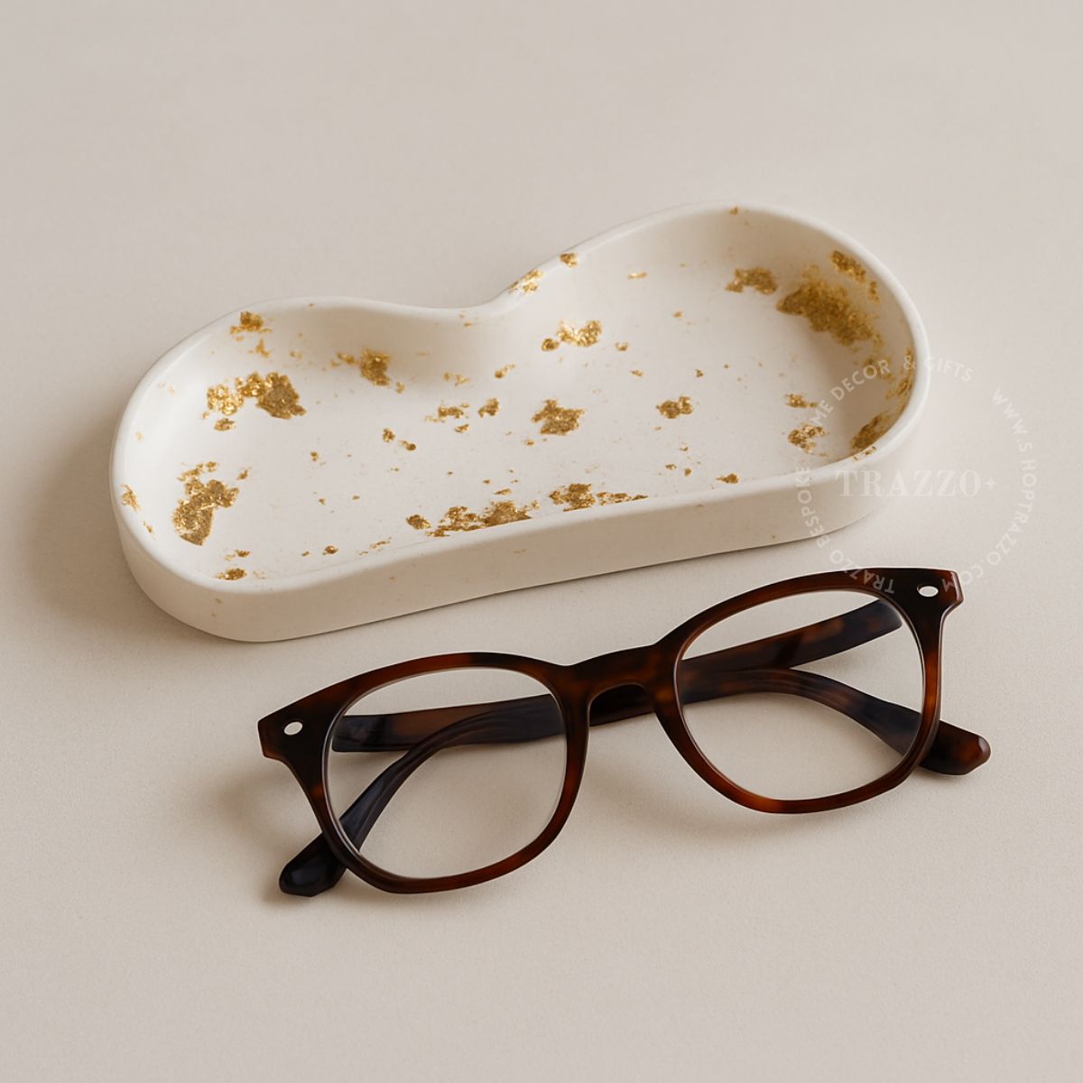 Eyeglasses Tray