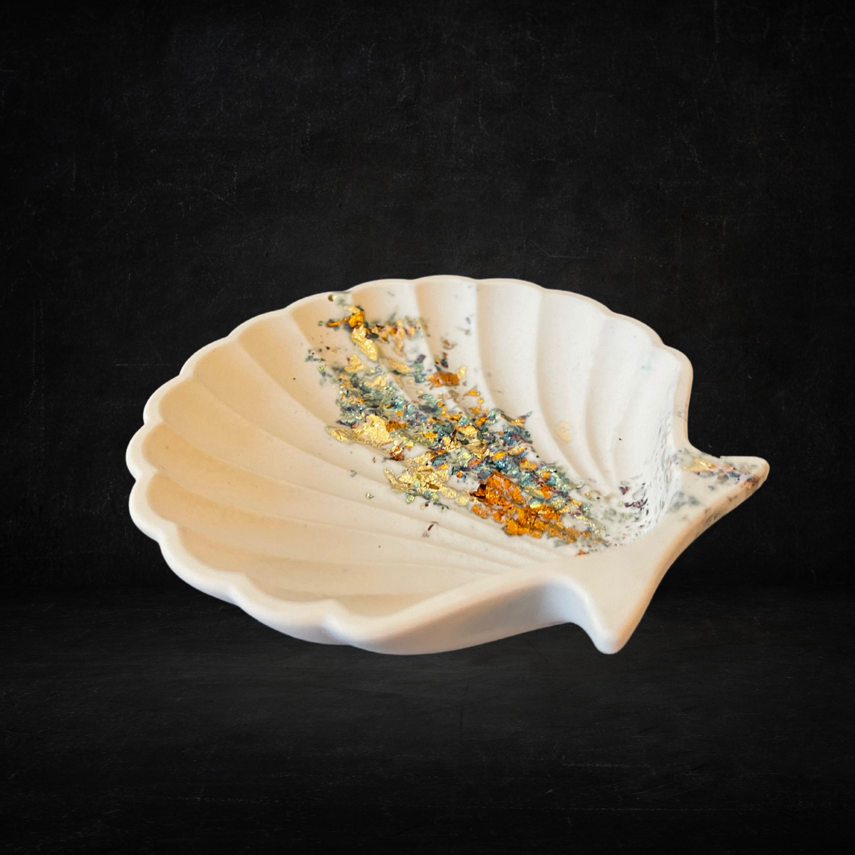 Multicolored Gold Leaf Seashell Trinket Dish image 3