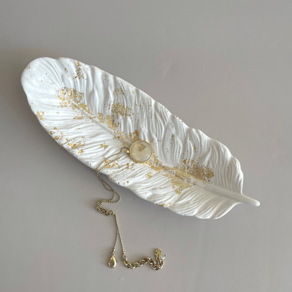 Golden Feather Dish image 0