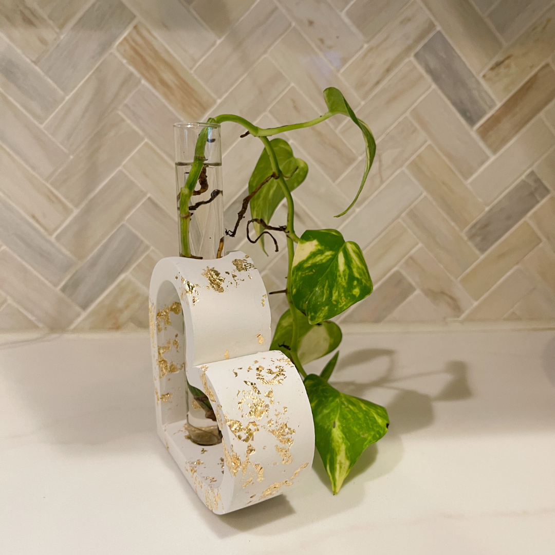 Gold Leaf Heart Shaped Bud Vase | Propagation Station image 4