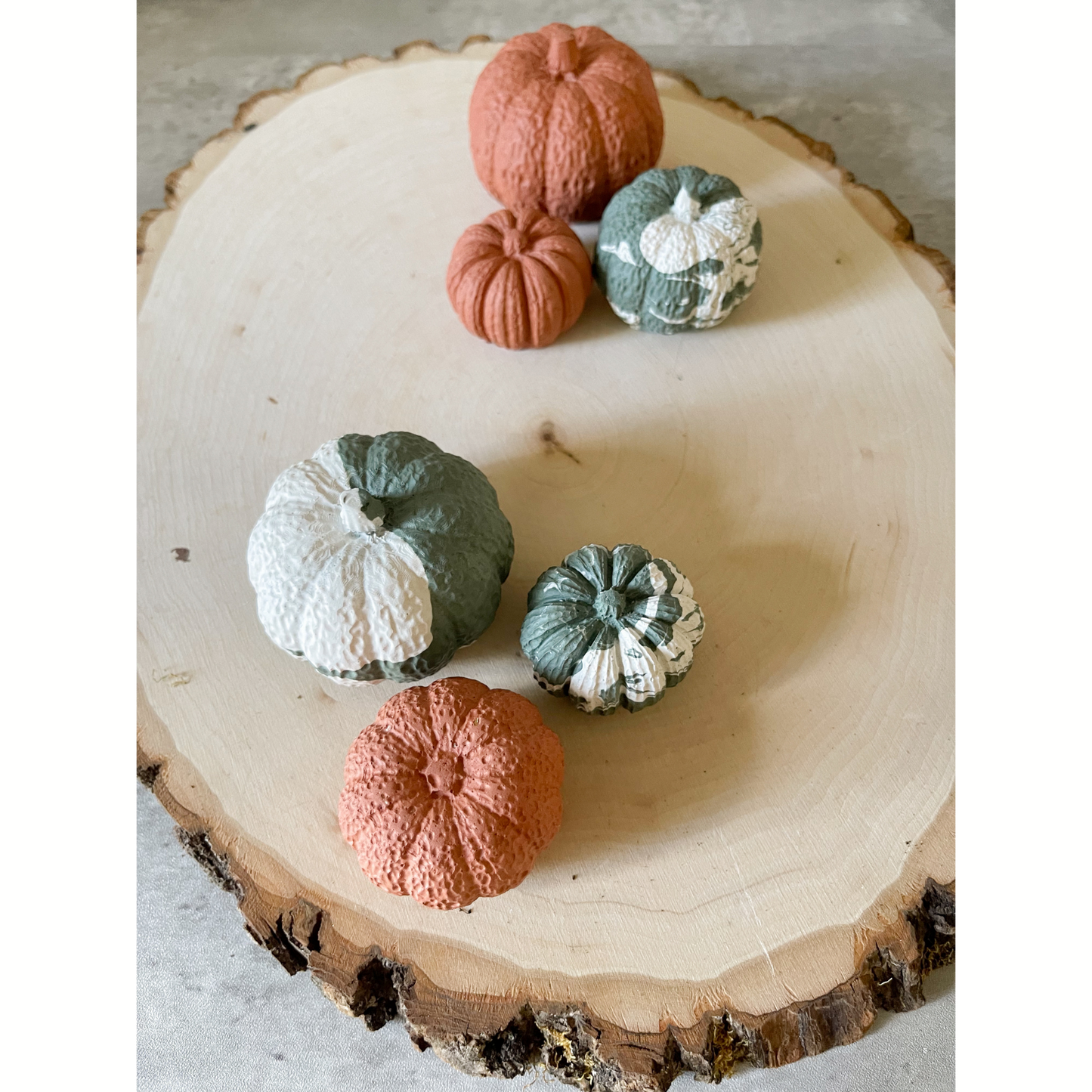 Small Pumpkins Decorative Diffuser Set image 2