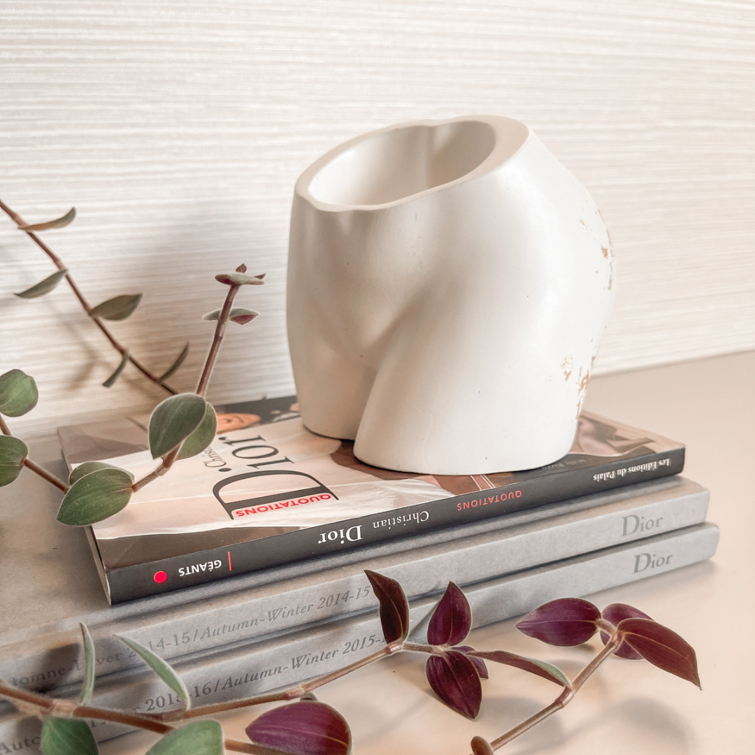 Gold Leaf Butt Vase & Matchstick Holder image 8