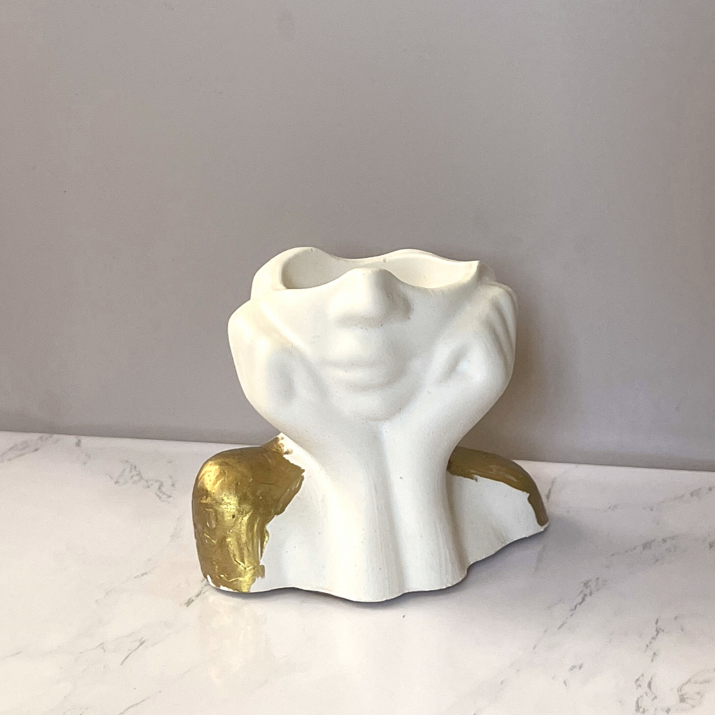 Mauve Daydream Bust Planter image 4