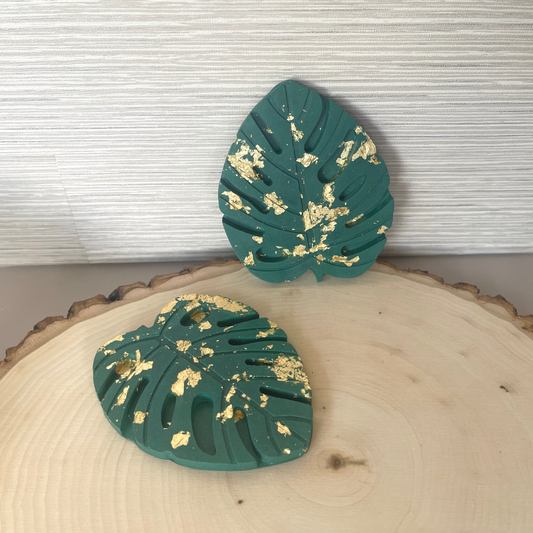 Gilded Green Monstera Leaf Coasters image 0