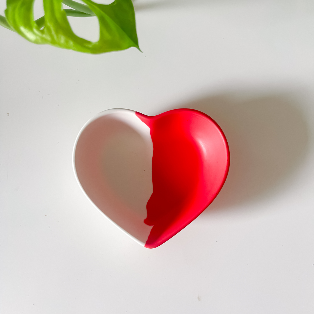 Two Tone Small Heart Dish image 4